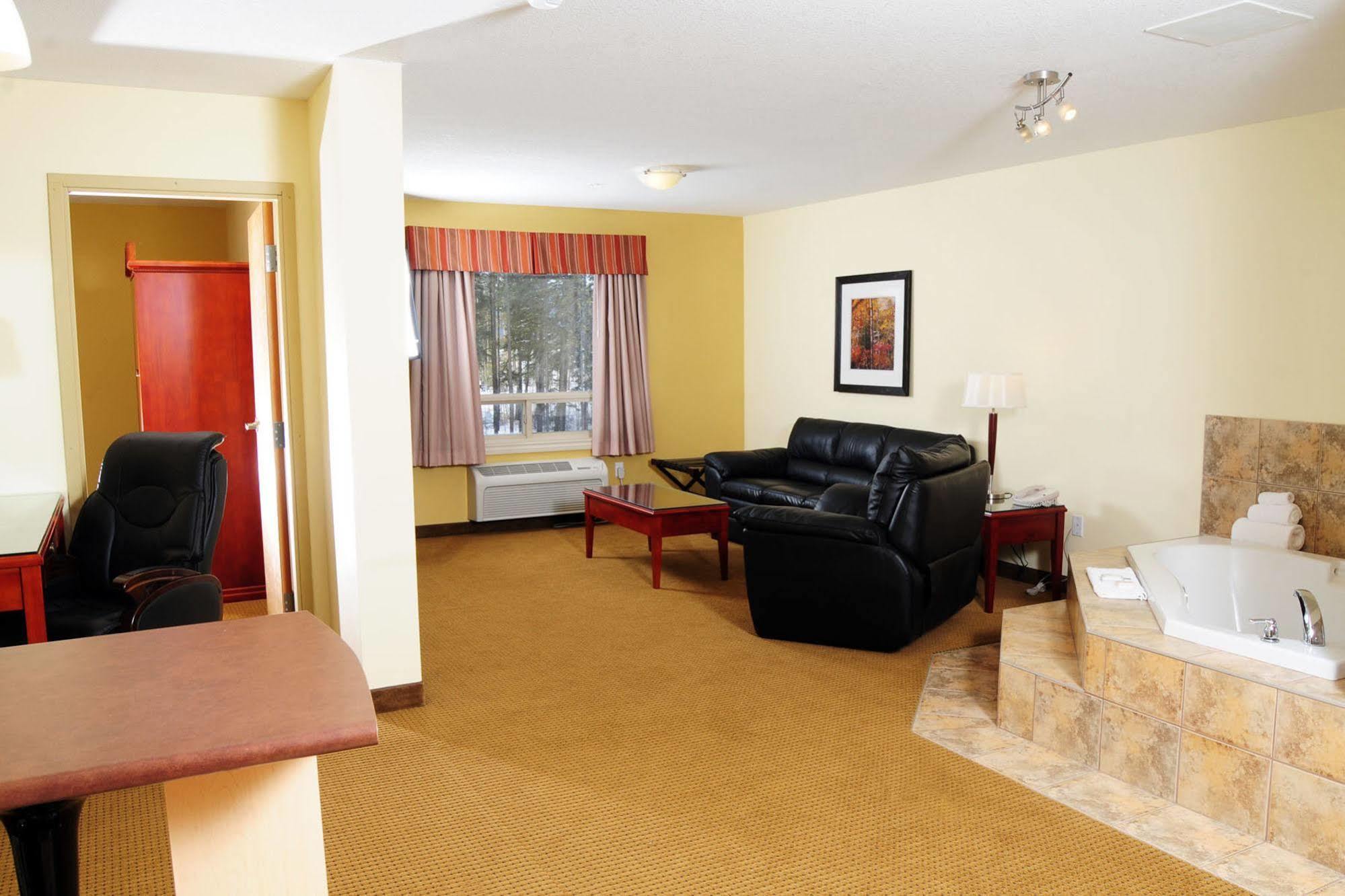 Trend Mountain Hotel & Conference Centre Tumbler Ridge Quarto foto